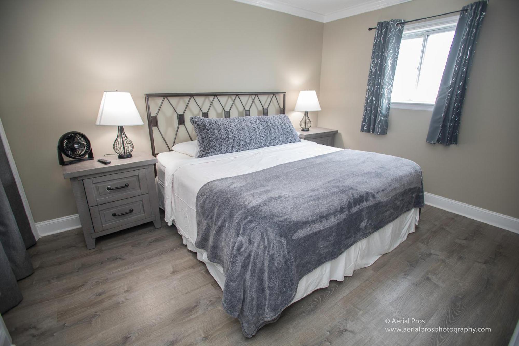 Kenny'S Tipperary Inn Монток Экстерьер фото